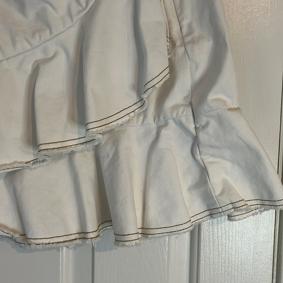 Cinq à Sept | Tous Les Jours Anson Twill Mini Skirt in Off White Sz 4 Faux Wrap - Picture 5 of 13